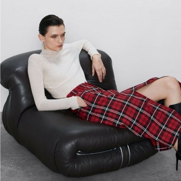 🦋 Bloggers Favorite 🦋  Zara Plaid Pencil Skirt Size M - Picture 1 of 15